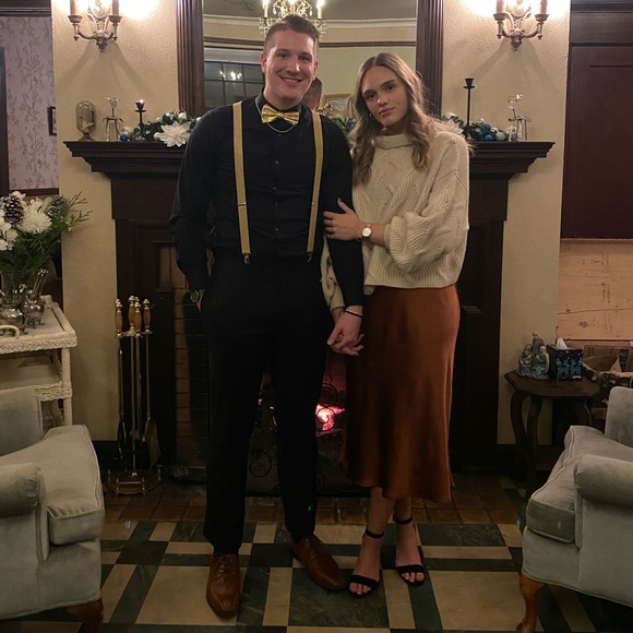 Meet your Posher, Cassidy - Picture 3 of 4